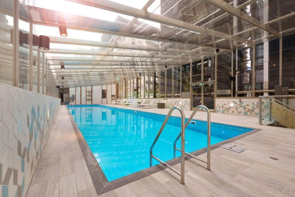 Deluxe 3 Bedroom Apartment In Southbank Мельбурн Экстерьер фото