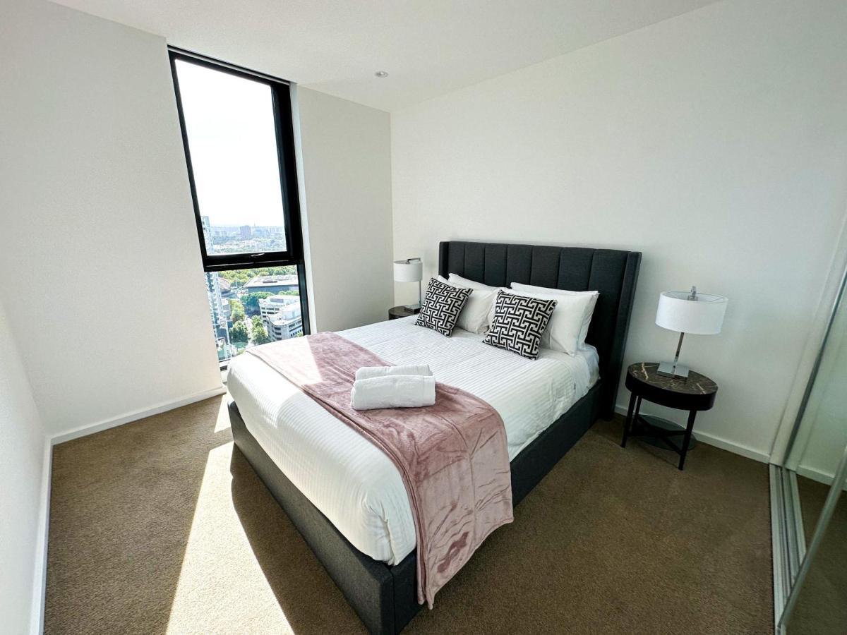 Deluxe 3 Bedroom Apartment In Southbank Мельбурн Экстерьер фото